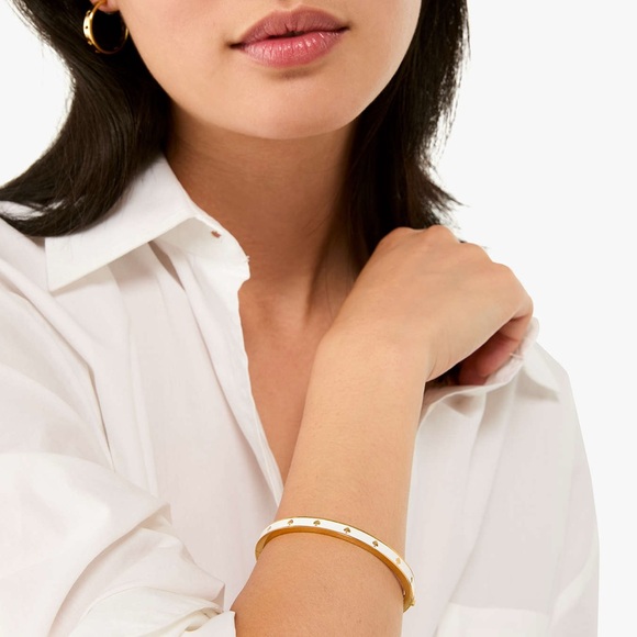 Kate Spade NEW w/ Pink Dustbag “Spot The Spade Enamel Hinged Bangle” White/Gold - Picture 2 of 3